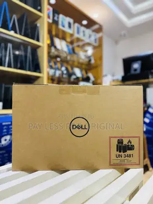New Laptop Dell Vostro 15 3000 8GB Intel Core i3 SSD 1T