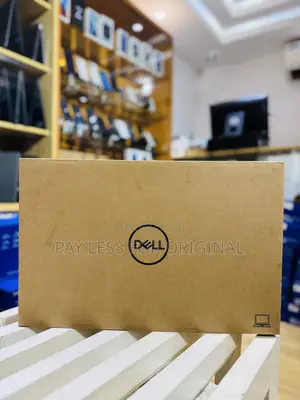 New Laptop Dell Vostro 15 3000 8GB Intel Core i3 SSD 1T