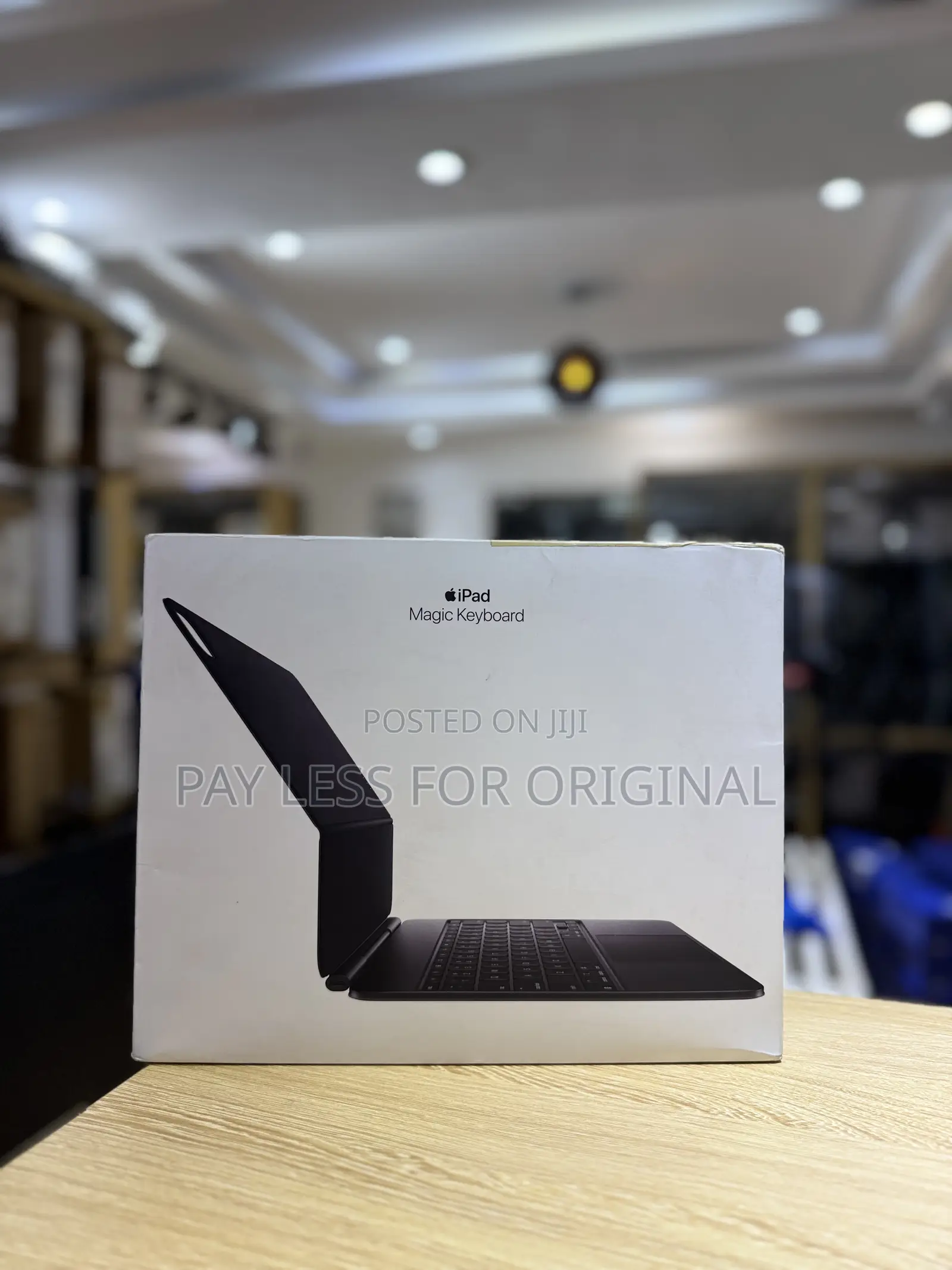 13 Inches iPad Pro Magic Keyboard