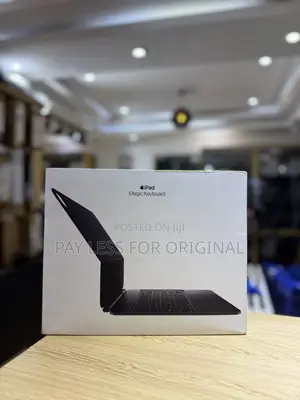13 Inches iPad Pro Magic Keyboard