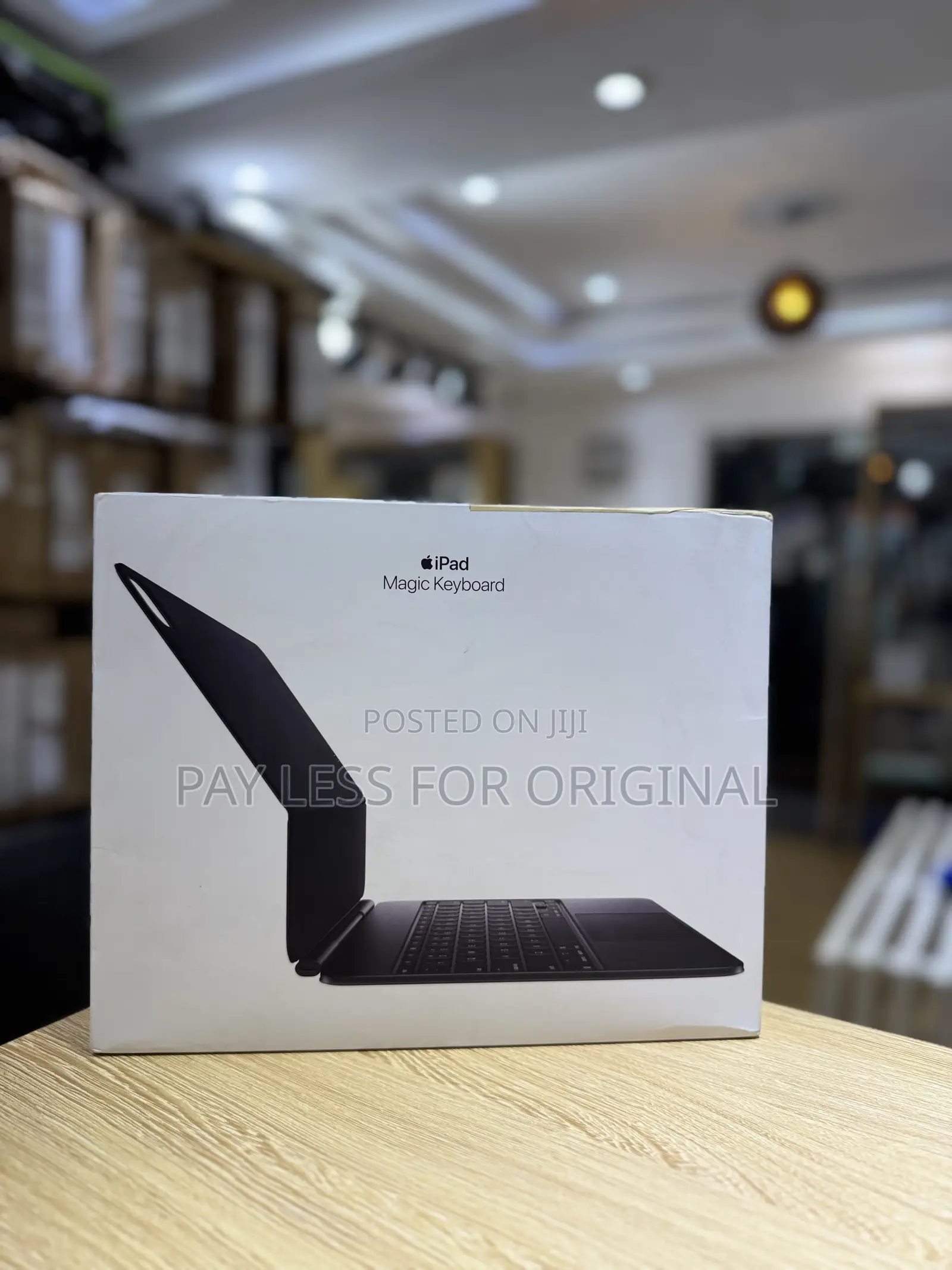 13 Inches iPad Pro Magic Keyboard
