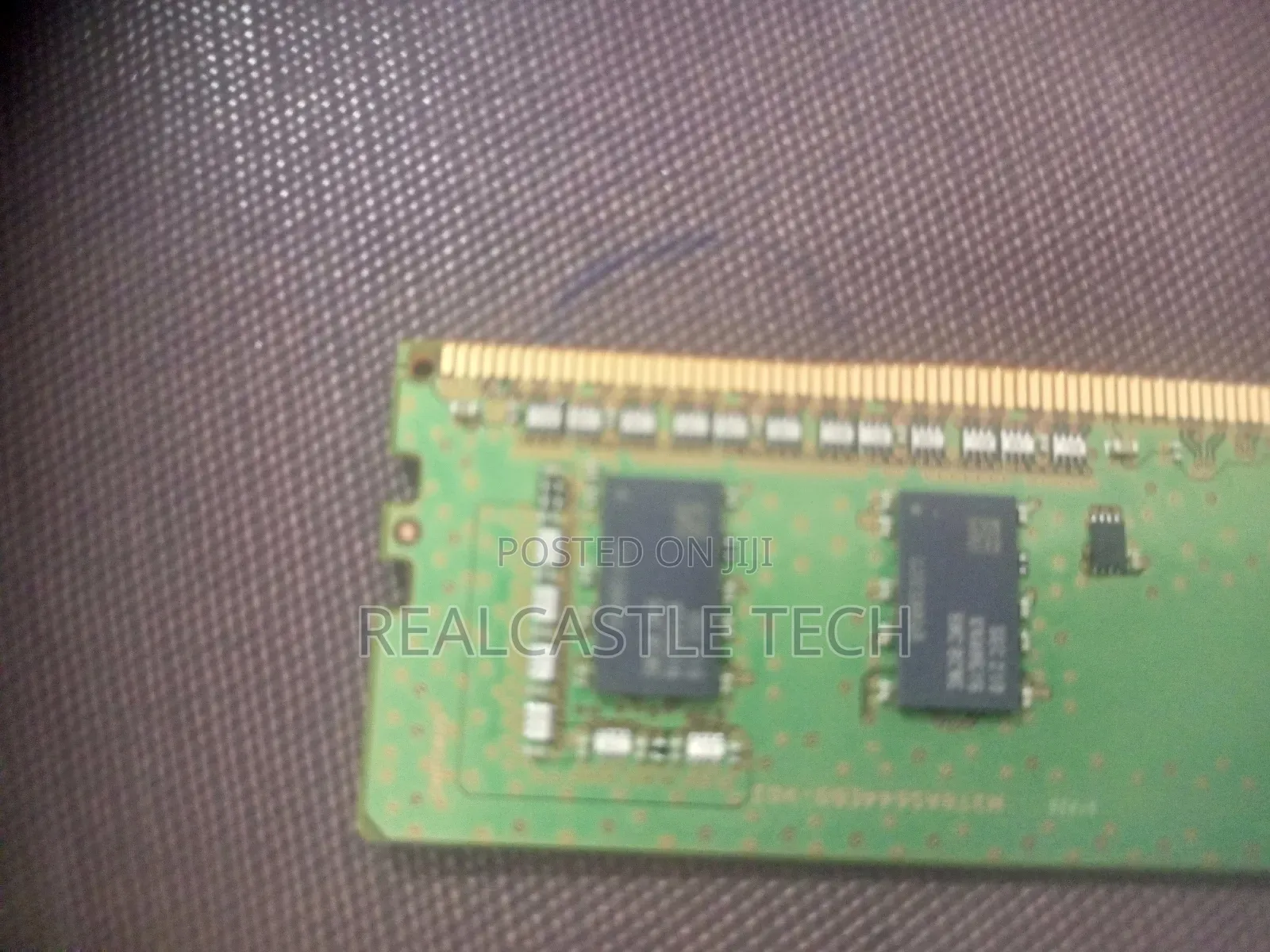 Samsung M378a5244cbo SSD