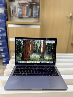 Laptop Apple MacBook Pro 2018 8GB Intel Core i5 SSD 512GB