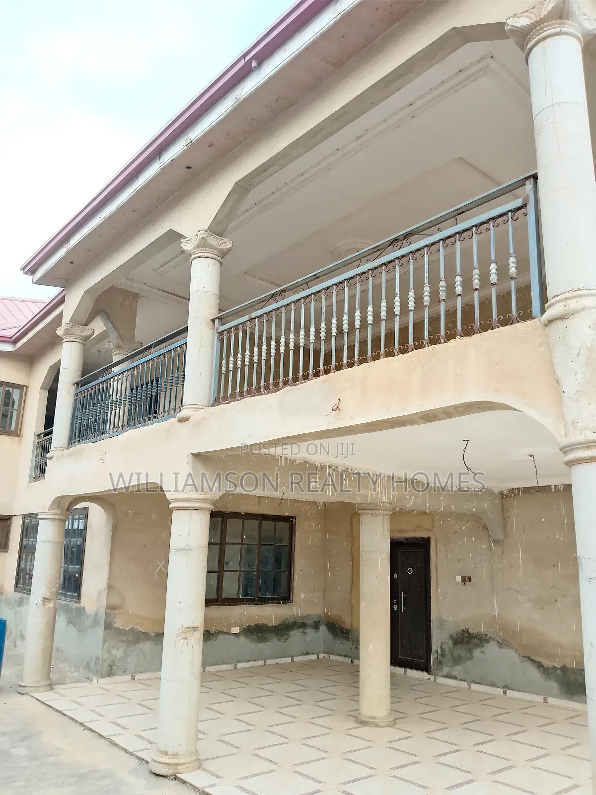 5bdrm House in Hfc Estate Area, Spintex for rent