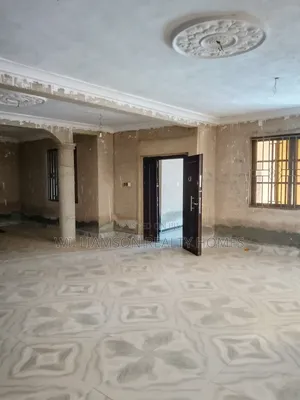 5bdrm House in Hfc Estate Area, Spintex for rent