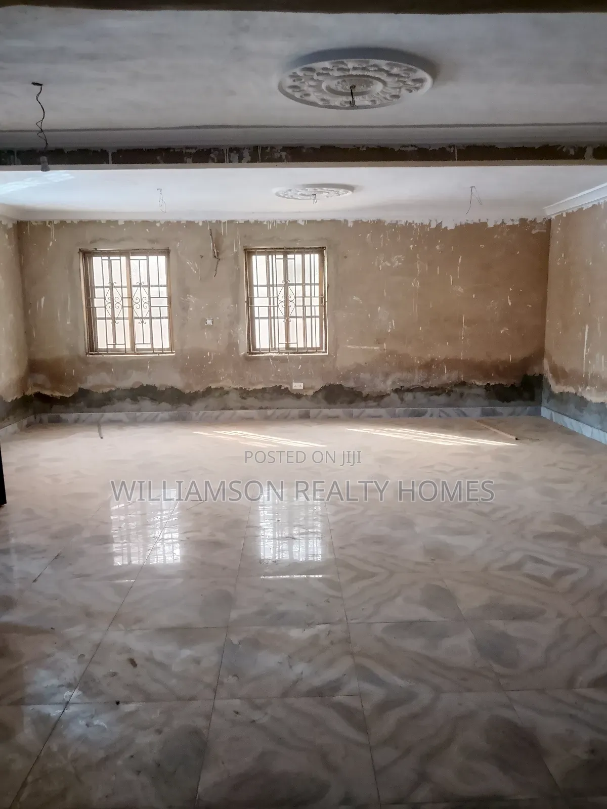 5bdrm House in Hfc Estate Area, Spintex for rent