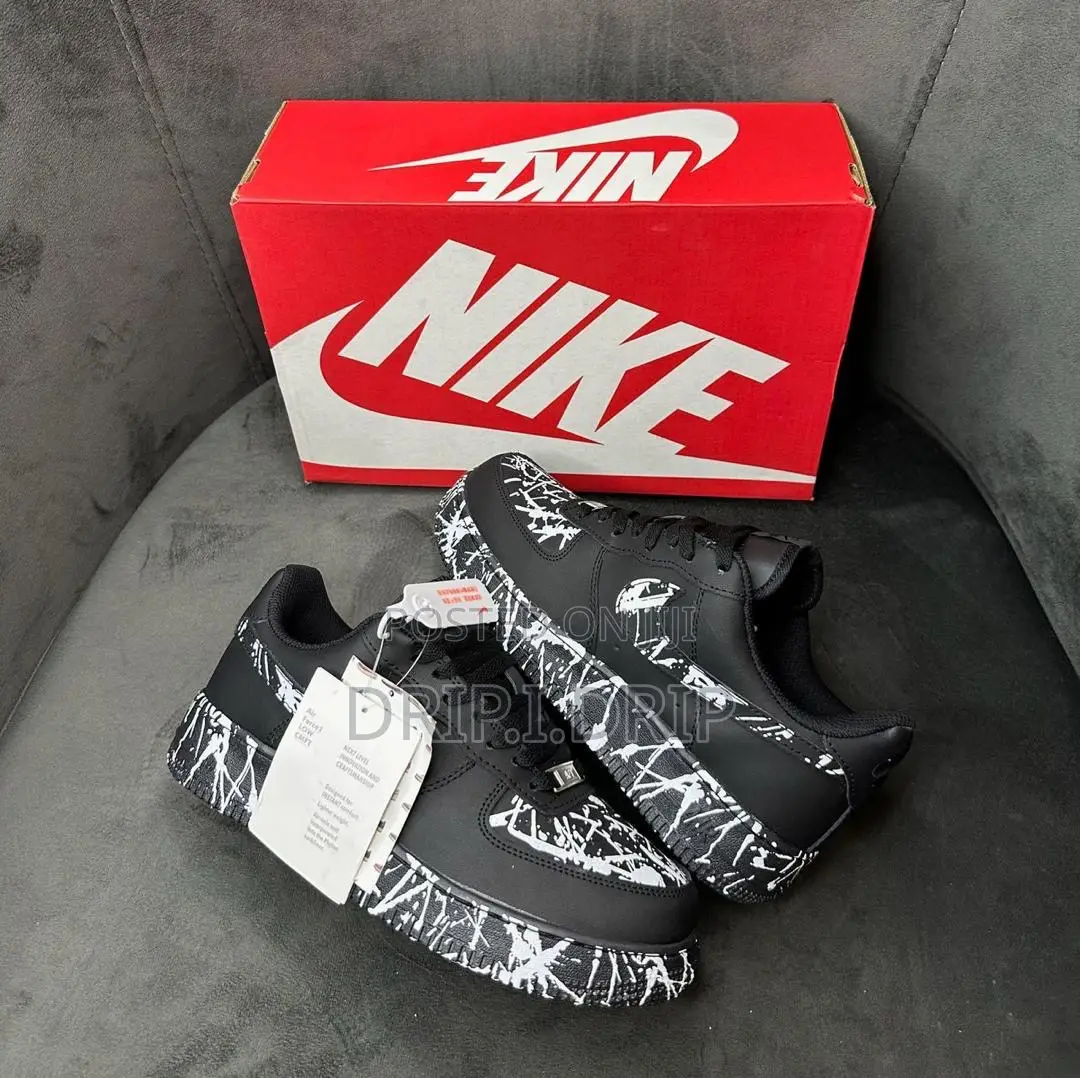 Airforce 1black With Touches Of White.Grade A ,Hard And Toug