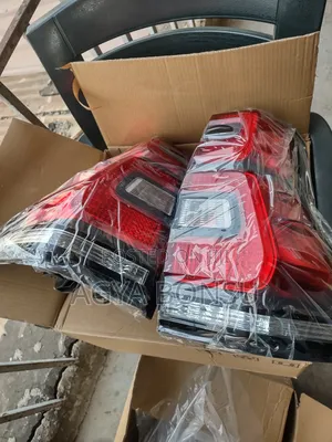 2018 19 20 22 Toyota Land Cruiser Prado Taillight Light Pair