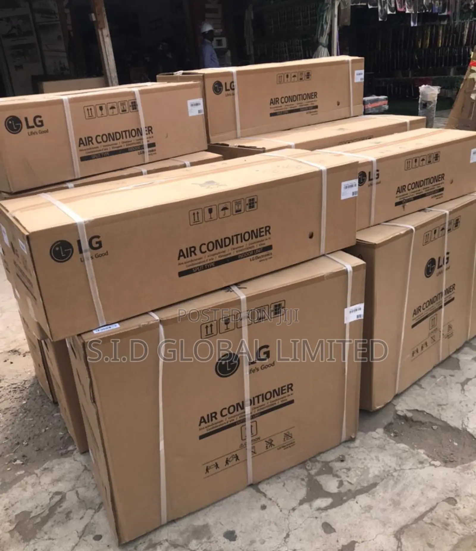 Easy and Safe Cooling LG S24atc 2.5hp Air Conditioner