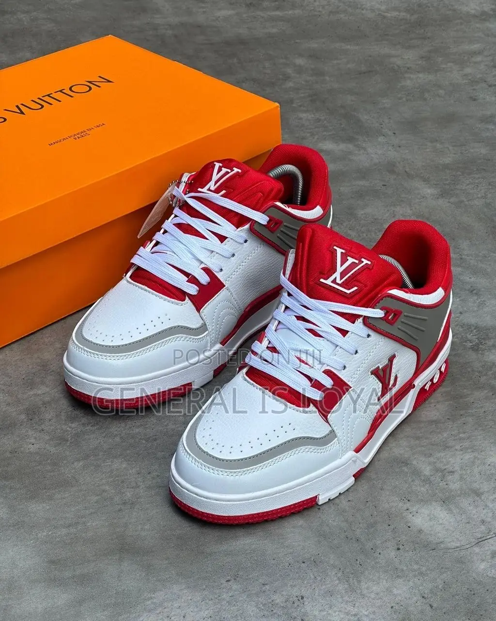 Lv Sneaker
