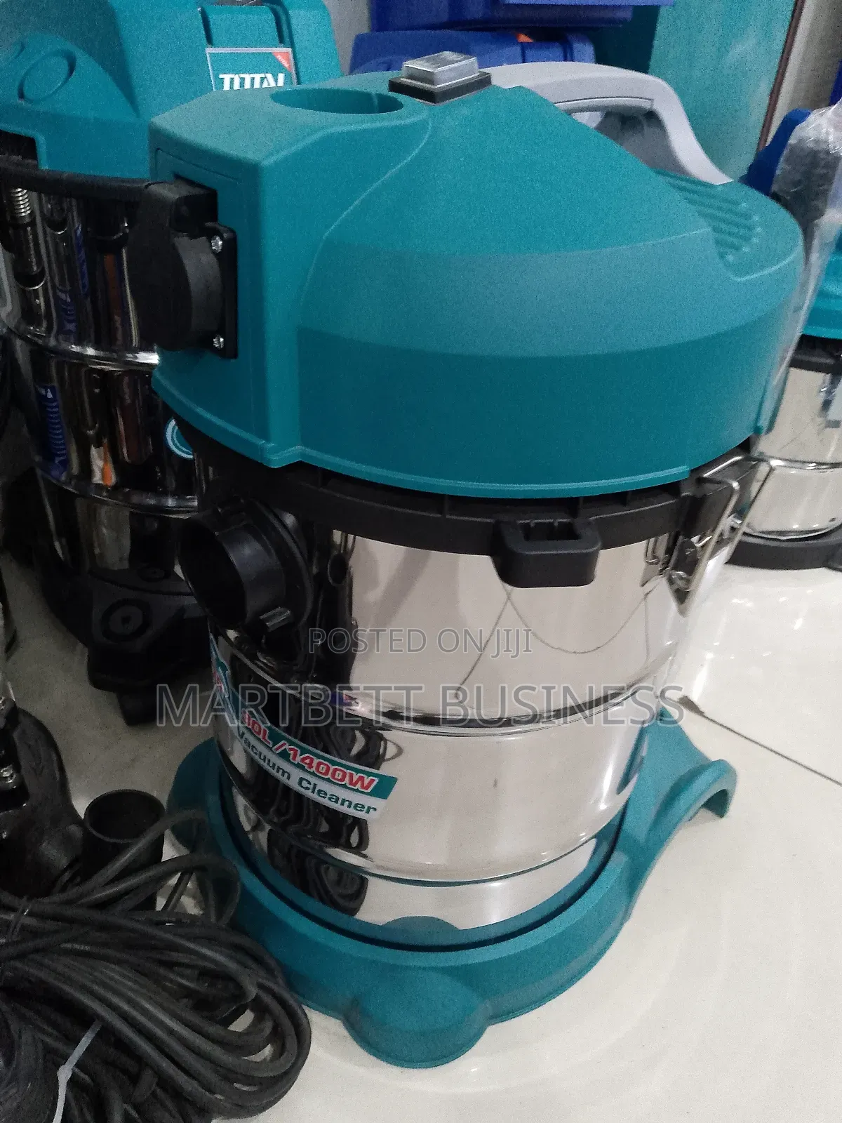 30ltrs Vacuum Cleaner