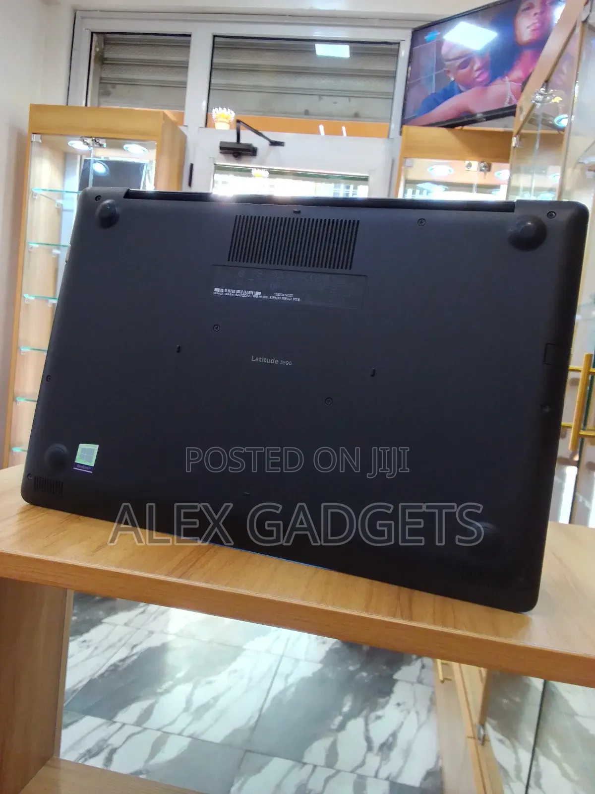 Laptop Dell Latitude 3590 8GB Intel Core I7 SSD 256GB