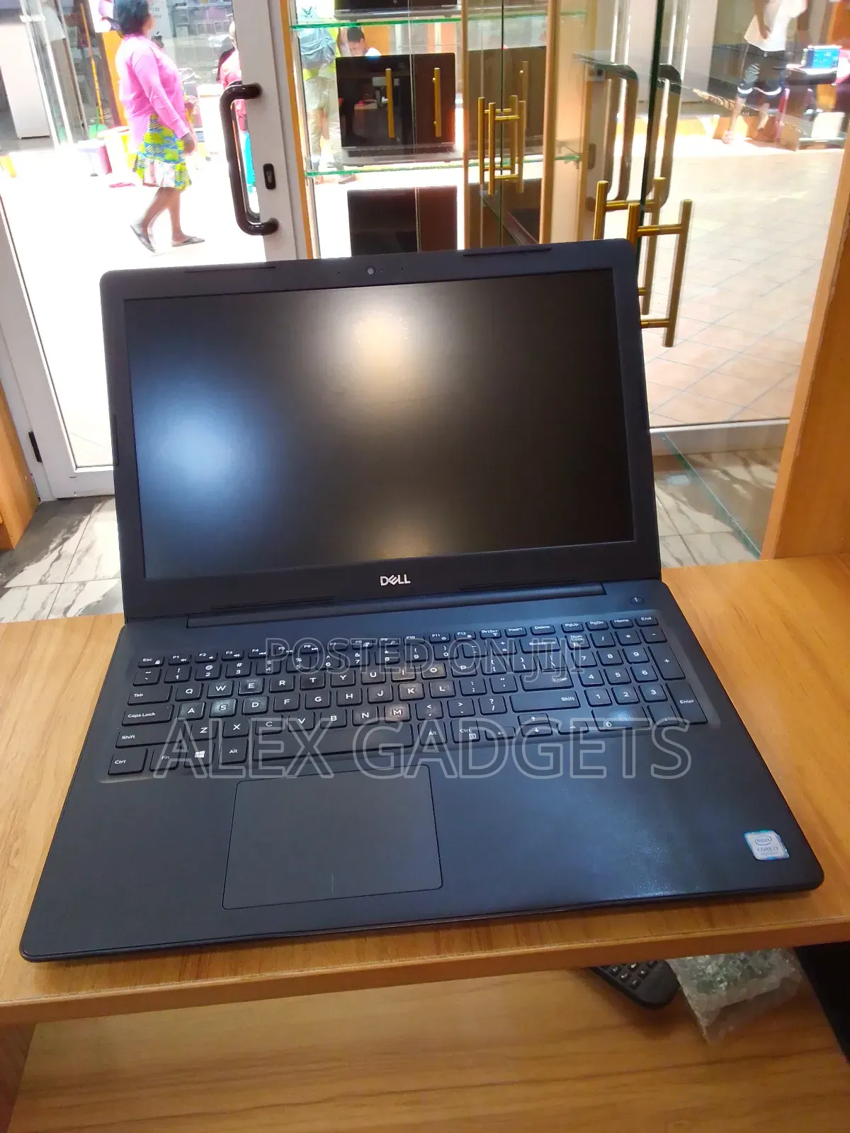 Laptop Dell Latitude 3590 8GB Intel Core I7 SSD 256GB