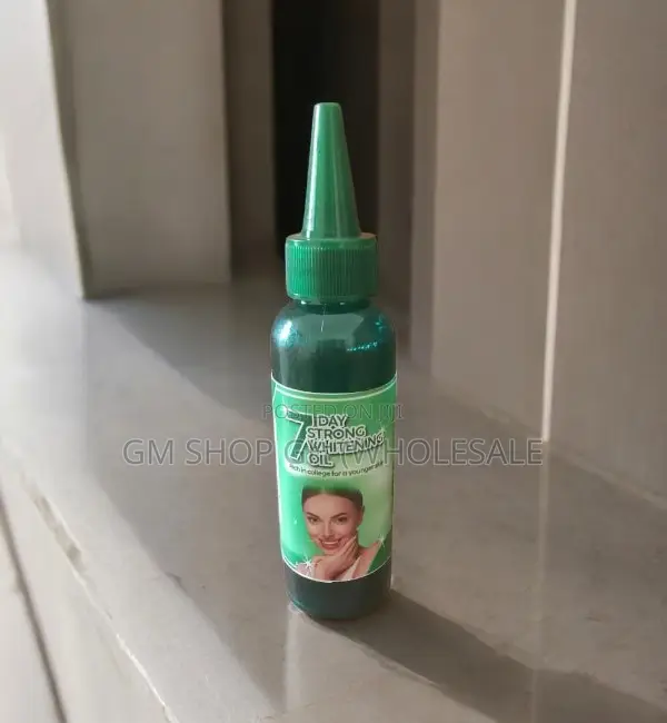 7 Days Strong Whitening Oil (100ml)