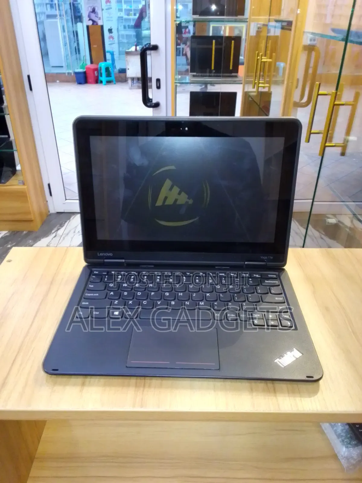 Laptop Lenovo ThinkPad Yoga 4GB Intel Celeron SSD 128GB