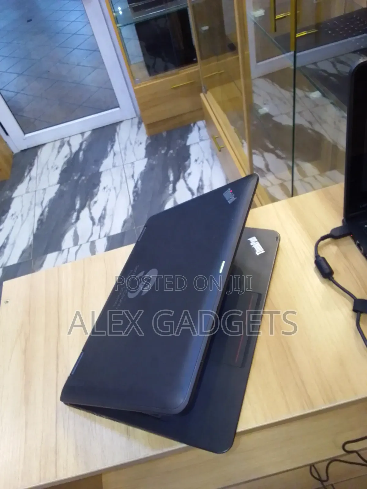 Laptop Lenovo ThinkPad Yoga 4GB Intel Celeron SSD 128GB
