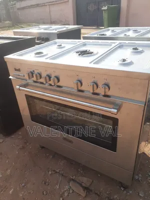 Deloughi 5 Burners Cooking Stove With Oven and Grill