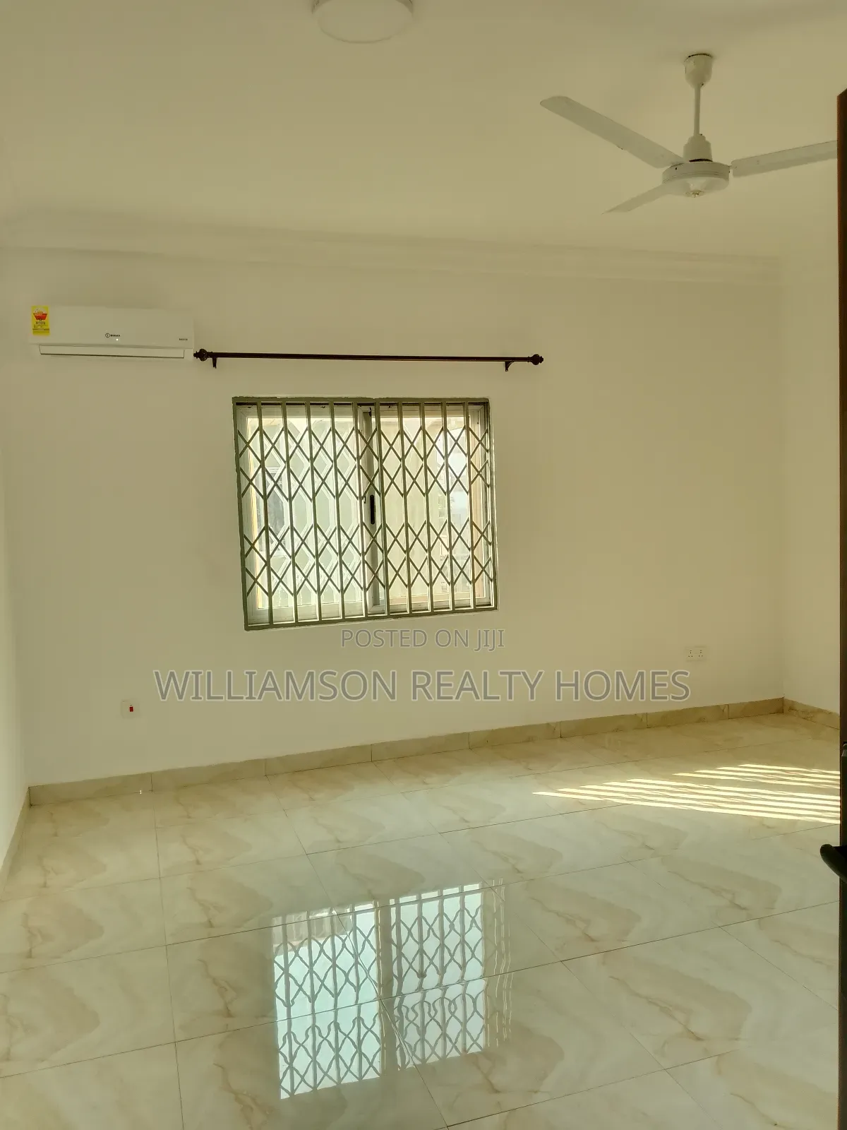 5bdrm House in Community 18 Area, Spintex for rent