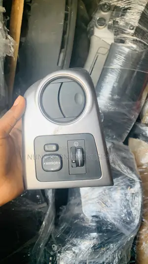 Pontiac Vibe / Toyota Matrix Vent