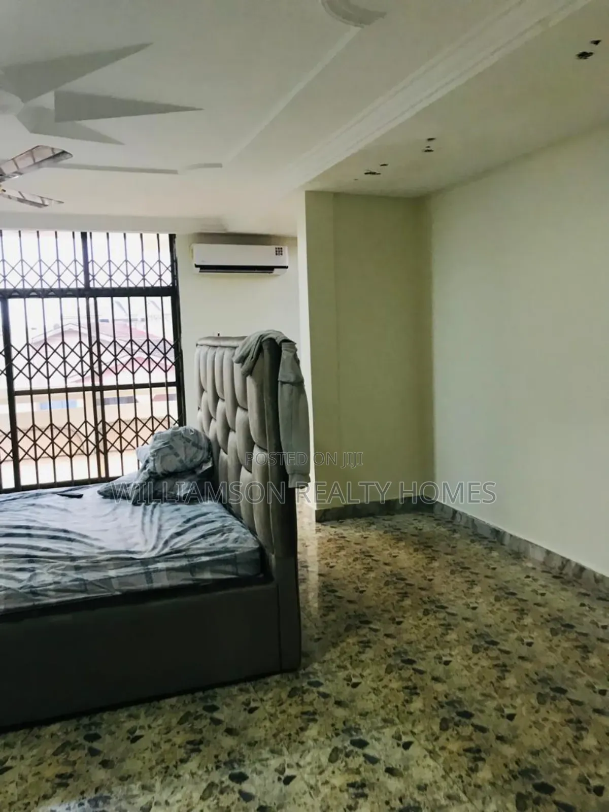 6bdrm House in Hfc Estate Area, Spintex for rent