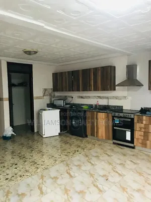 6bdrm House in Hfc Estate Area, Spintex for rent