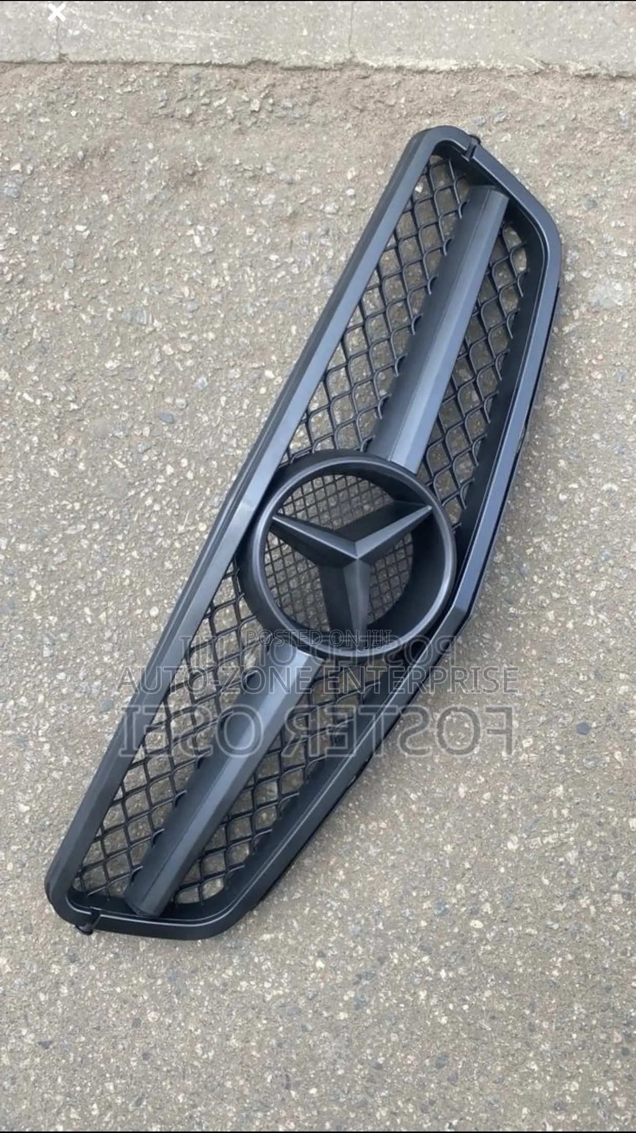Mercedes Benz W204 C250 Upper Shell