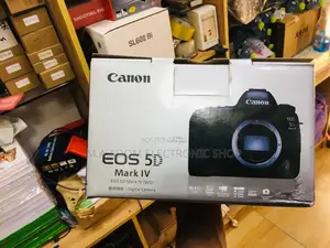 Your Professional-Grade DLSR CANON EOS 5D Mark IV