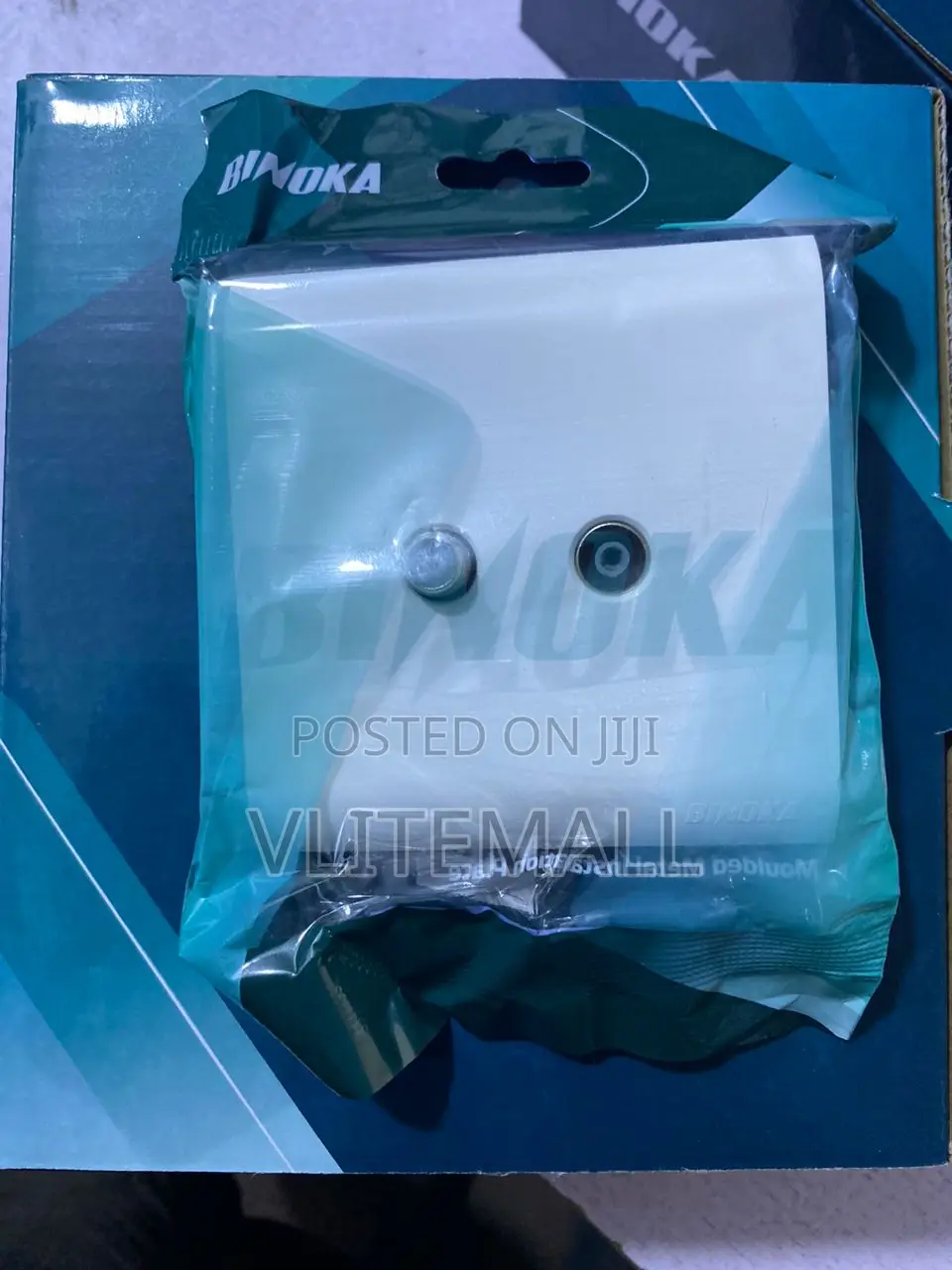 Binoka Satellite + Tv SOCKET