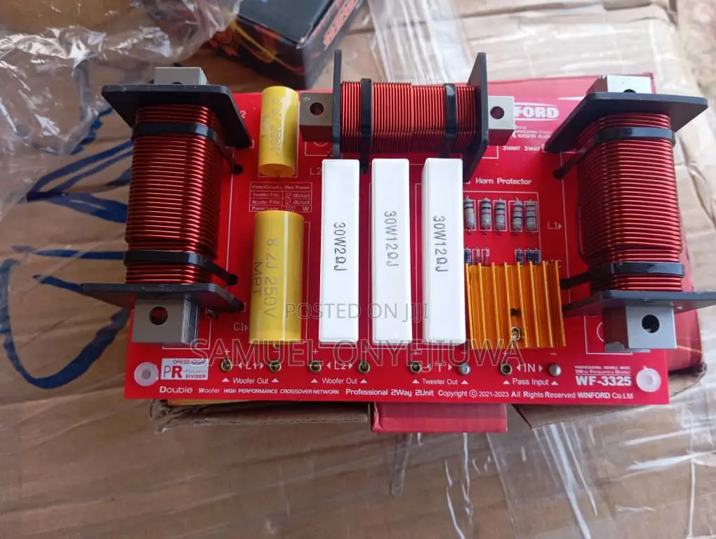 6A80 Winford 3 Way Crossover Panel