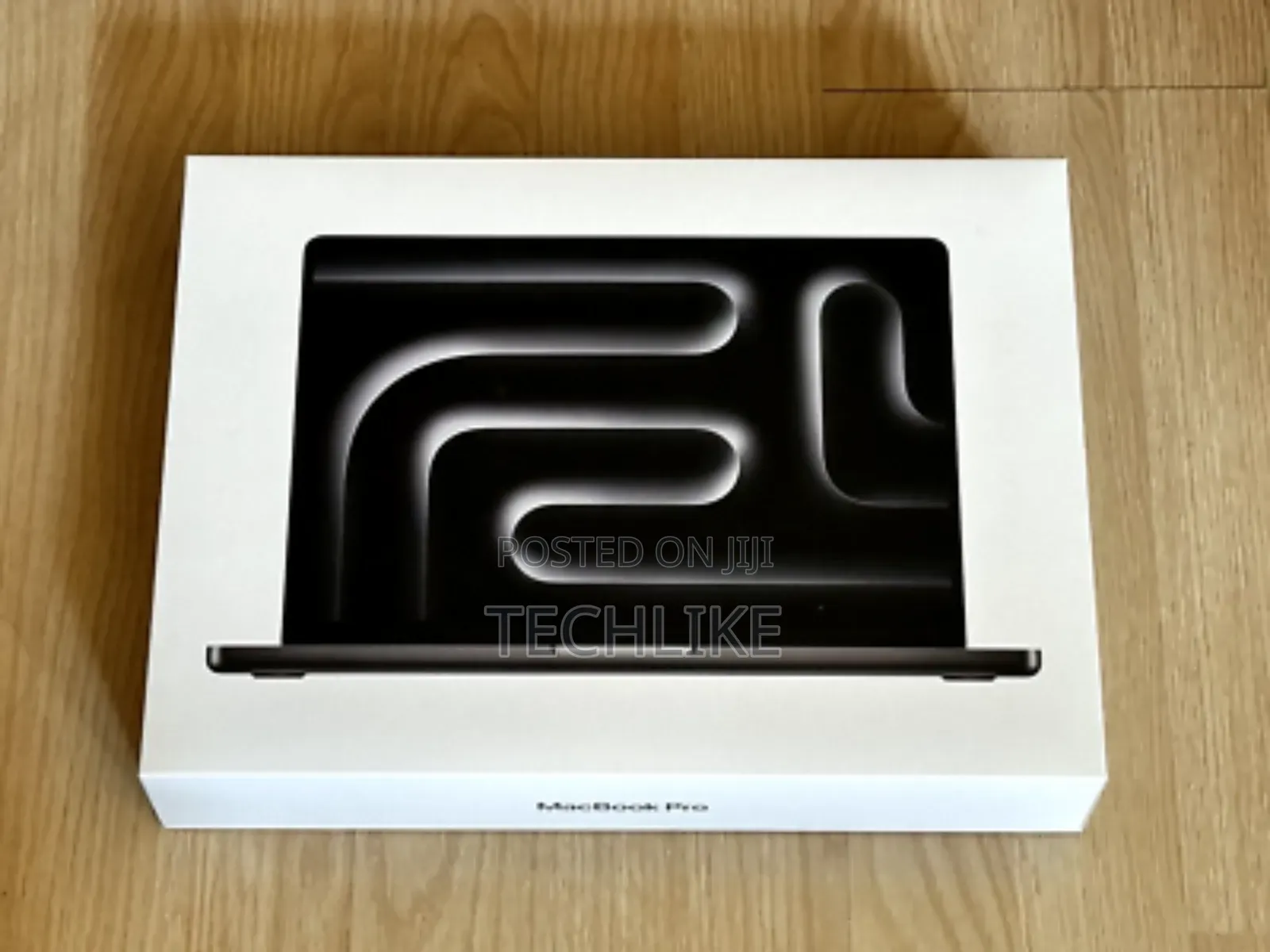 New Laptop Apple MacBook Pro 2024 M4 14-Inch 24GB SSD 1T