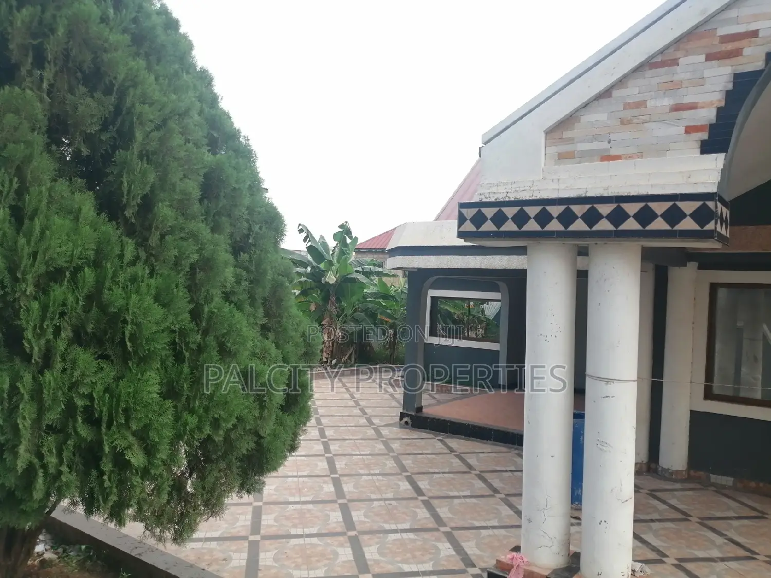4bdrm House in Tuc Junction, Kumasi Metropolitan for rent