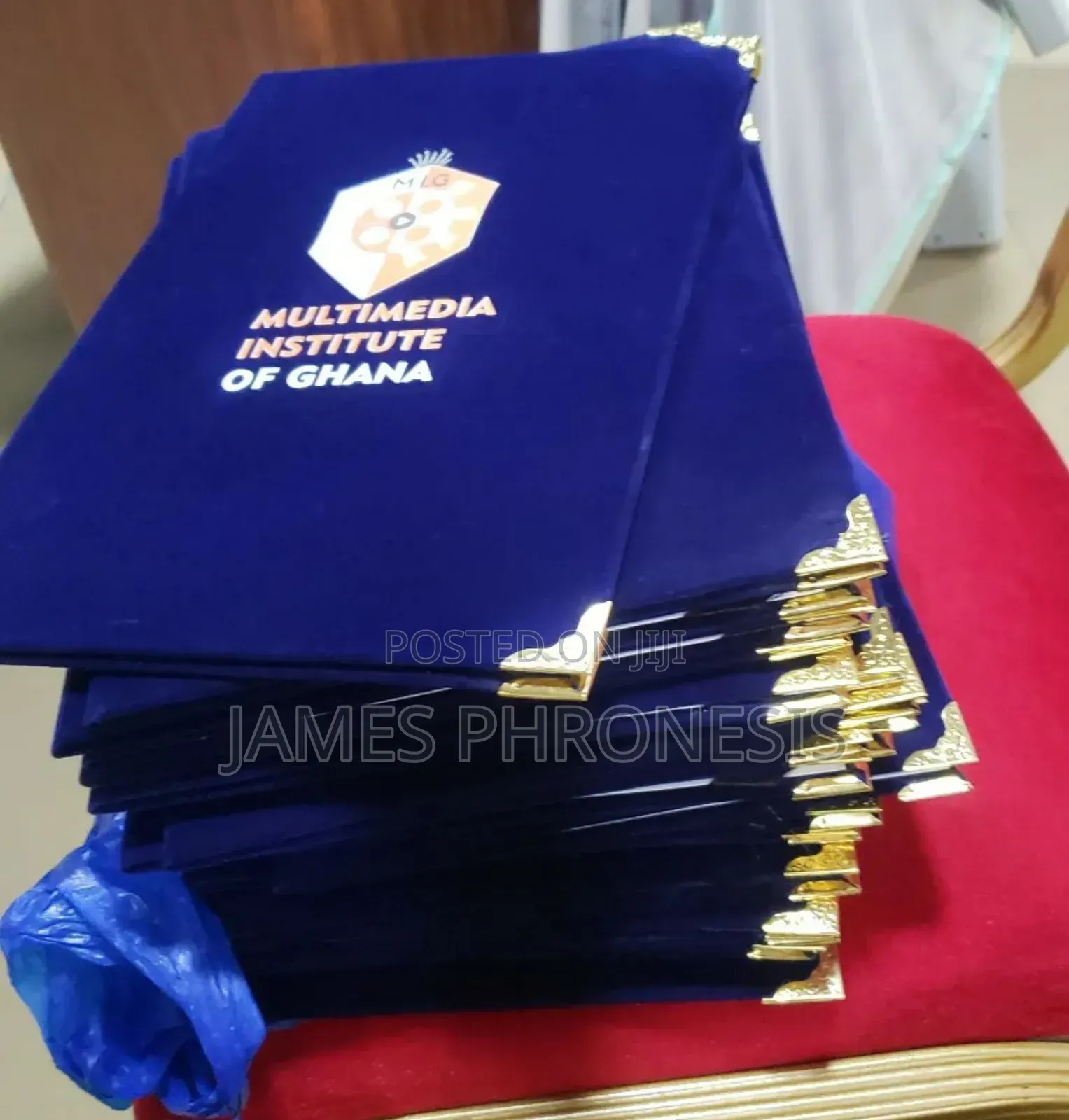 Customized Certificate Holder for Schools