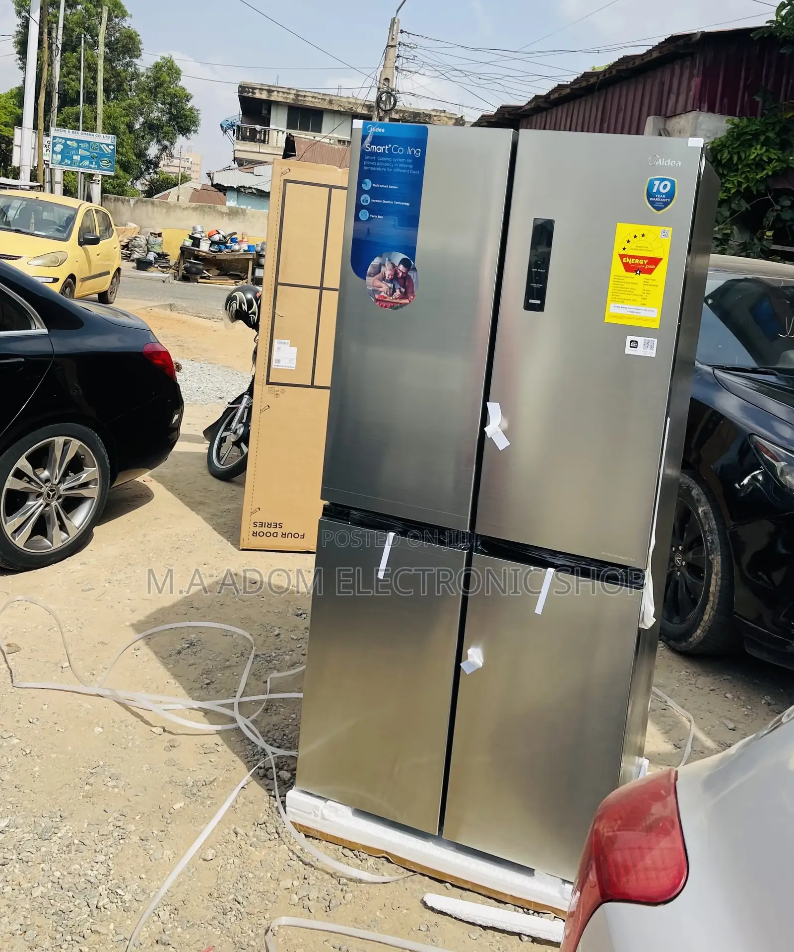 Shop Quality Midea MDRF632FGN46D 474L Side by Side Fridge.
