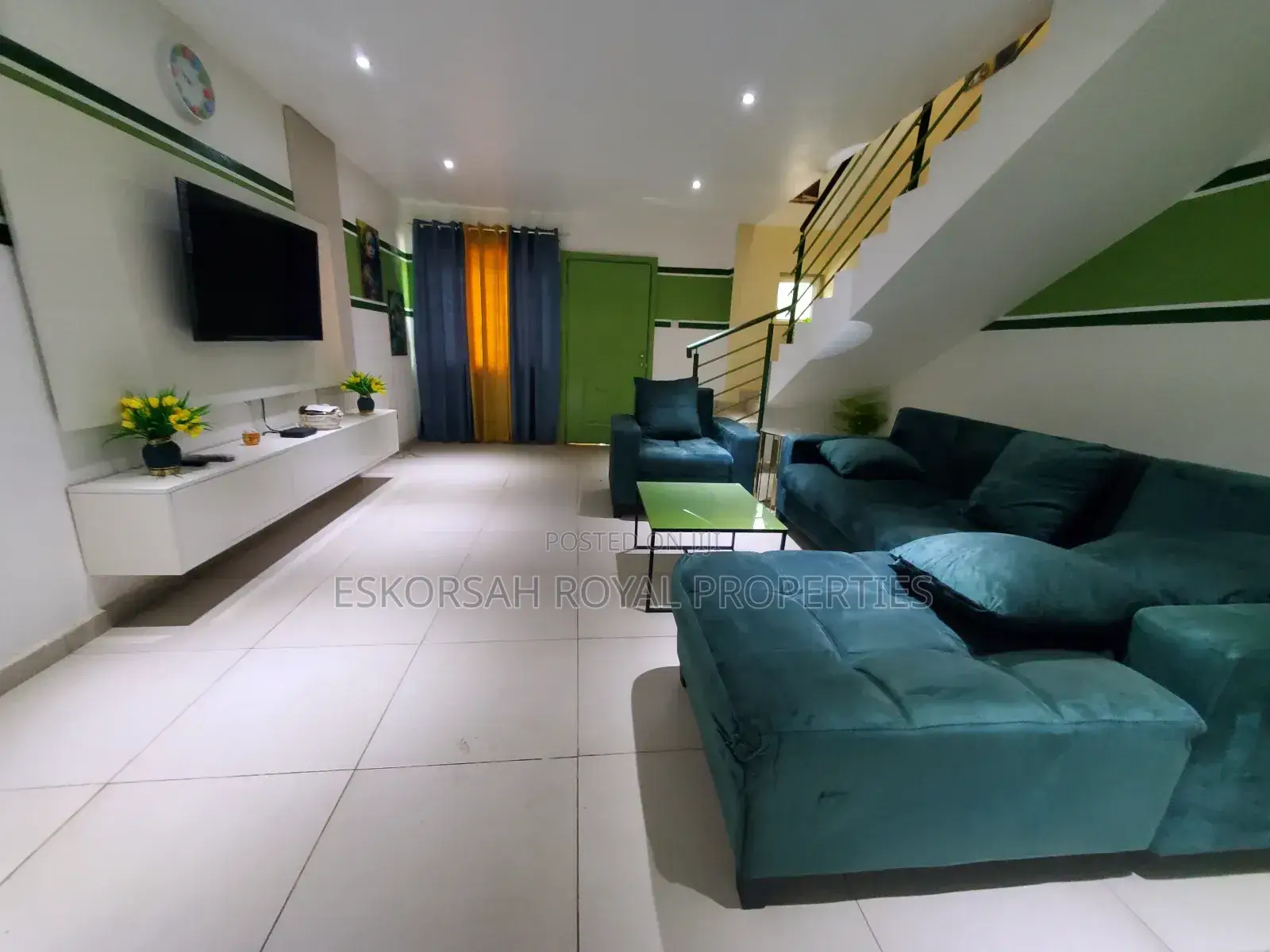 Furnished 2bdrm Townhouse/Terrace in C P L Estate, School Junction