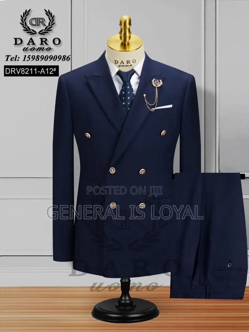 Daro Double Breasted Suit