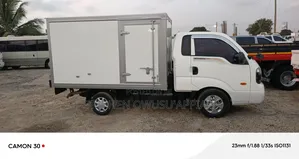 Kua Bongo 1 Tons Container