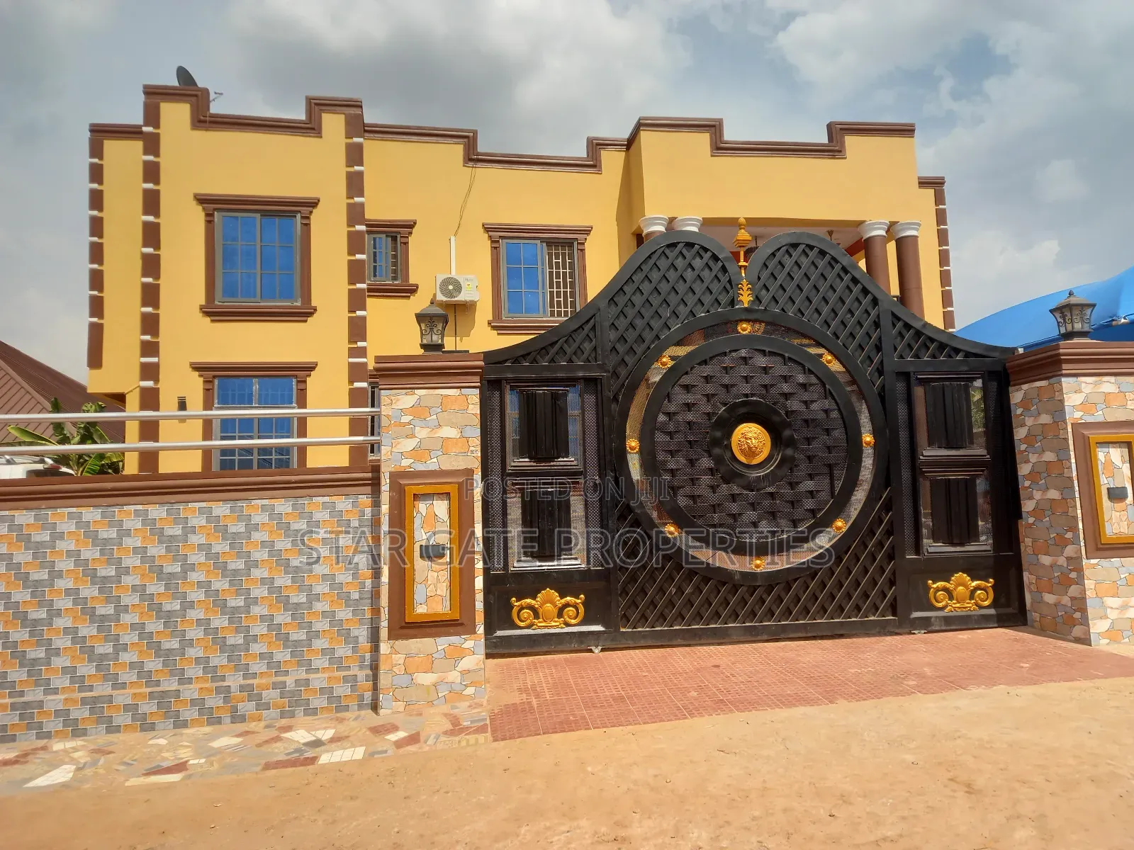 Furnished 14bdrm House in 14 Bedrooms House, Kumasi Metropolitan