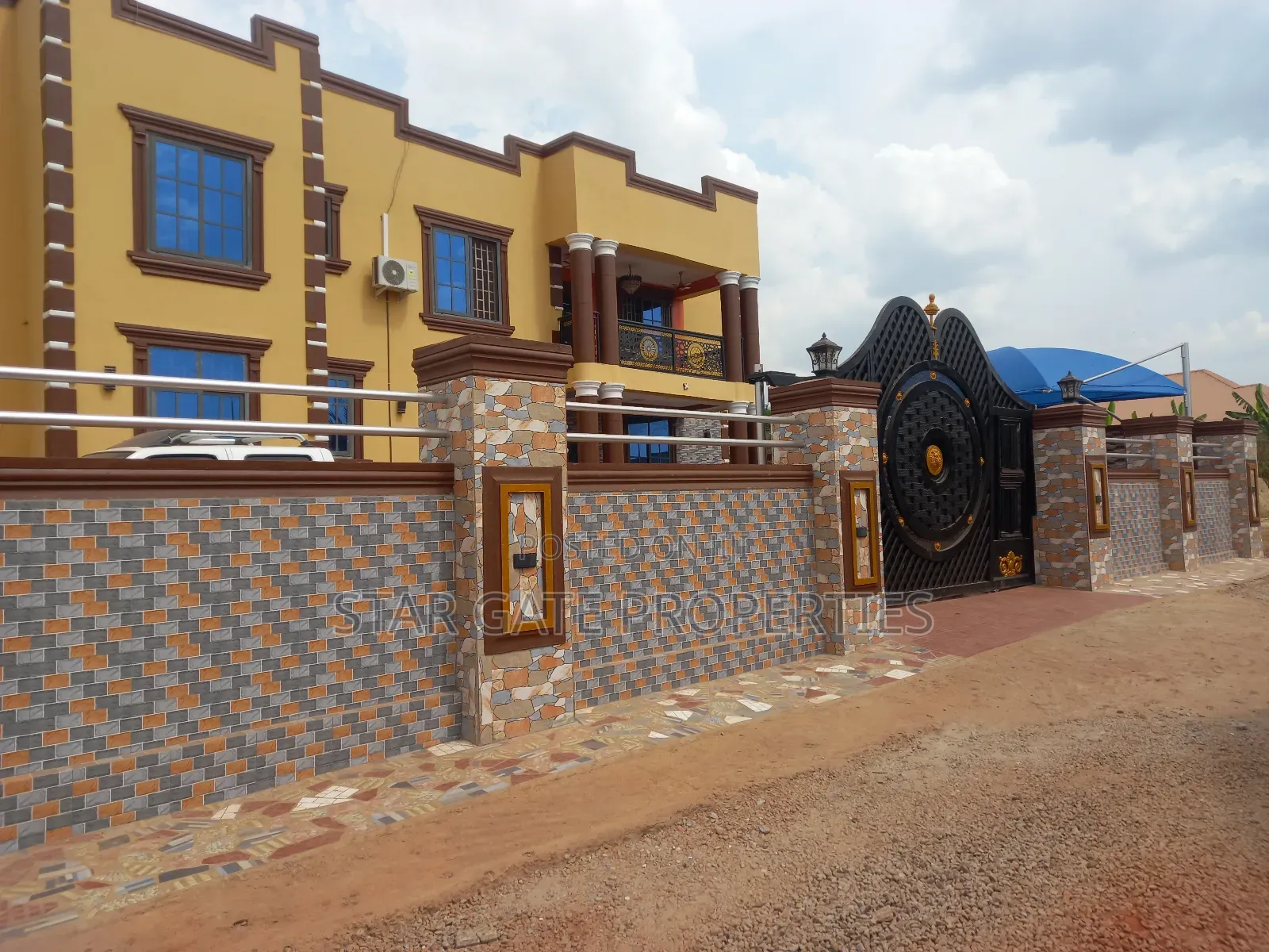 Furnished 14bdrm House in 14 Bedrooms House, Kumasi Metropolitan