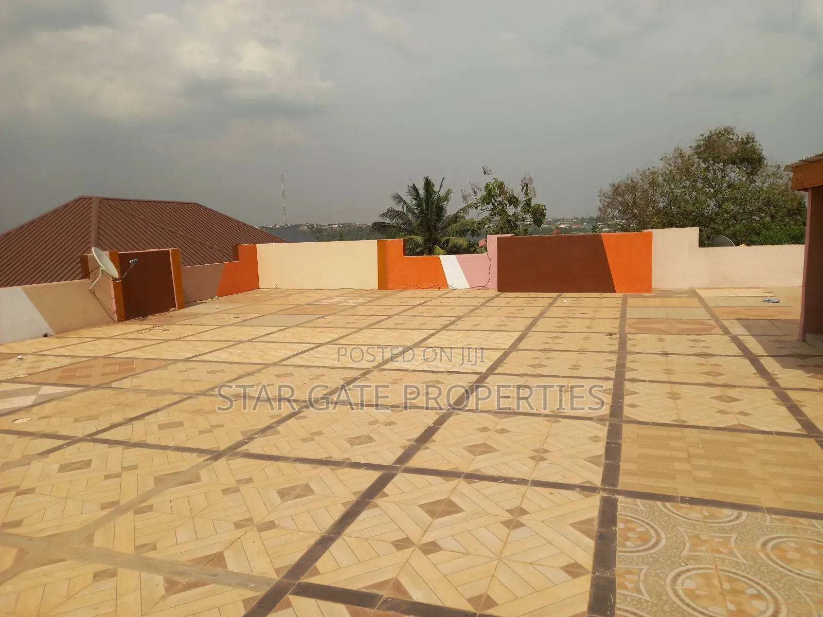 Furnished 14bdrm House in 14 Bedrooms House, Kumasi Metropolitan