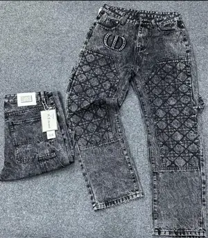 High Quality Baggy Jeans Available in Stock