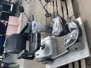 Electric/ Chargeable Wheelchair