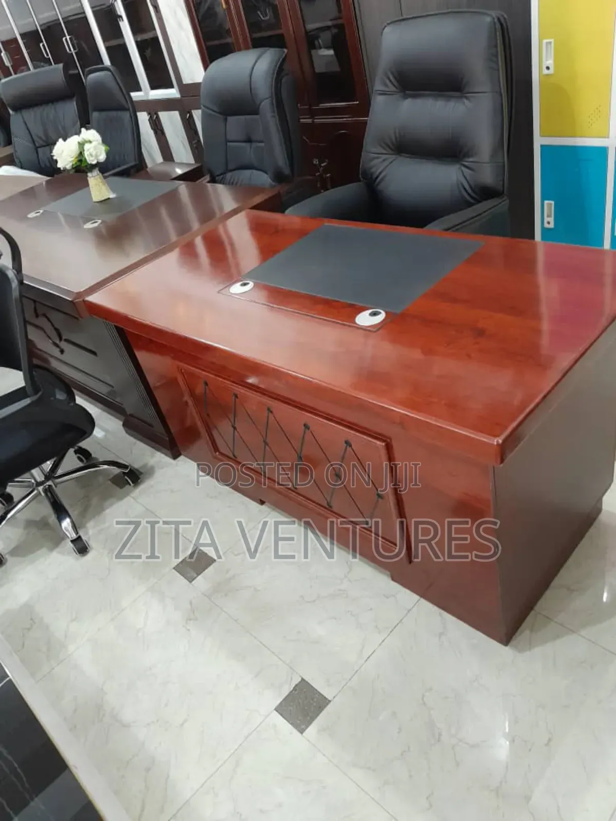 Newly Manger's Table for Office