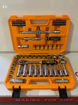 62 PCS 1/2" Socket Set - Hkts12602