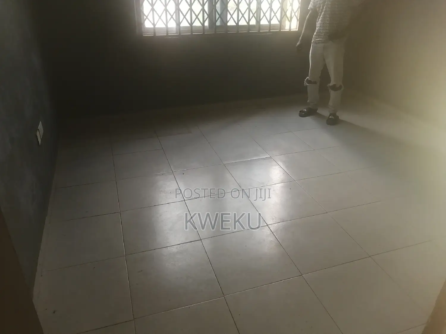 1bdrm Apartment in Estate Agency, Baatsona Total for rent