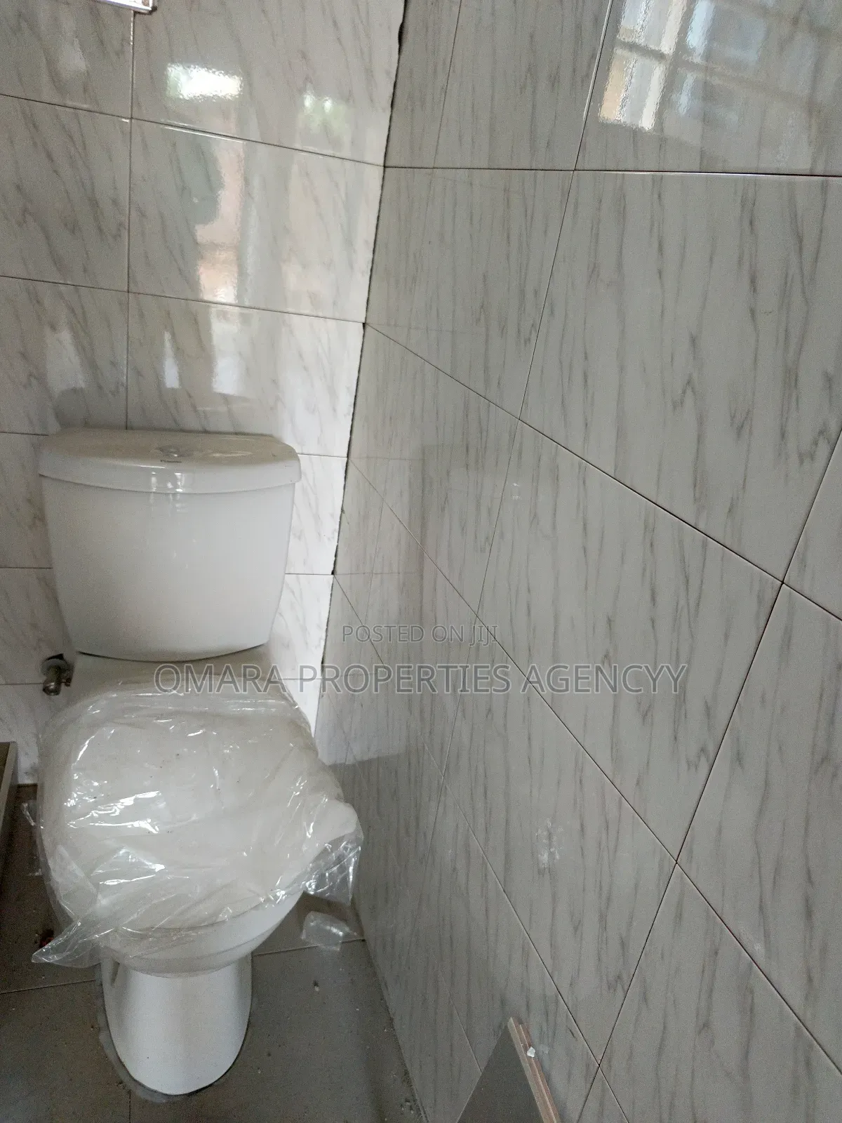 1bdrm Apartment in Madina for rent