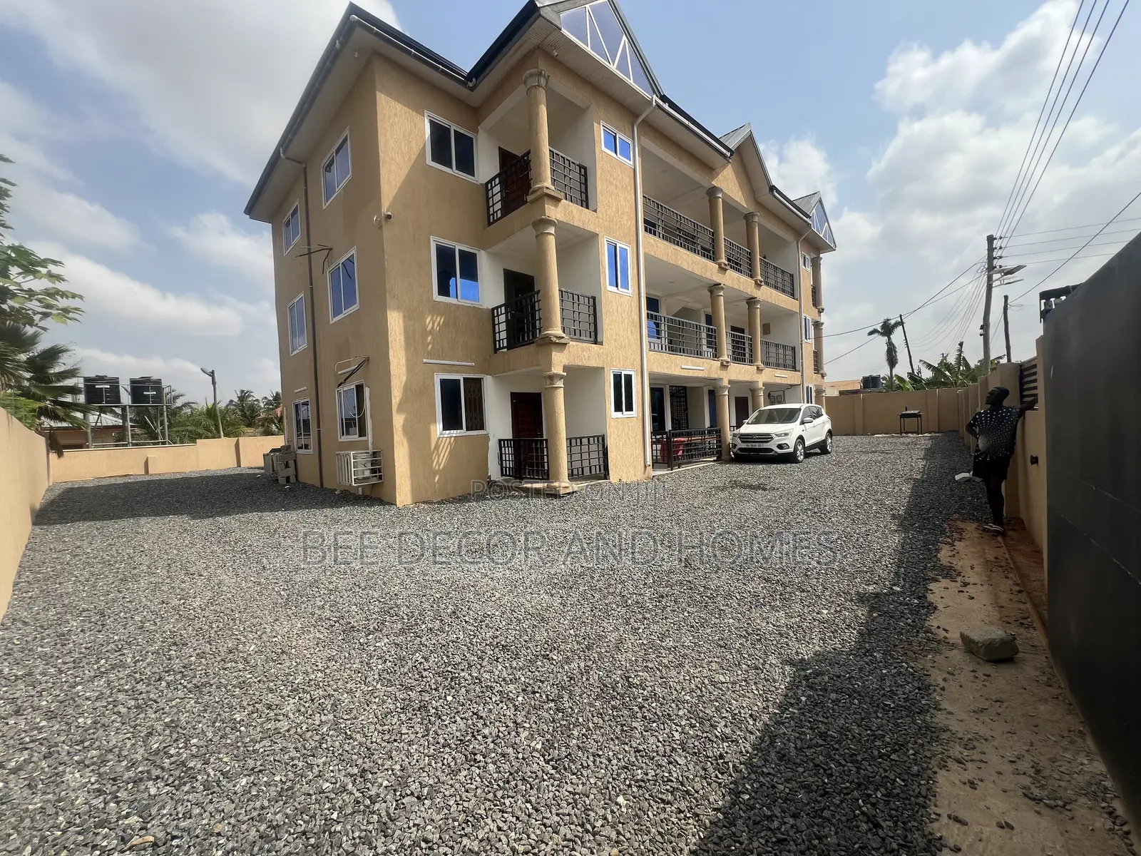 2bdrm Apartment in Bee Decor & Homes, Adenta for rent