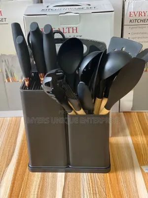 Quality 19pcs Silicon Laddle With Chopping Board