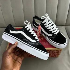 Vans Off Da Wall