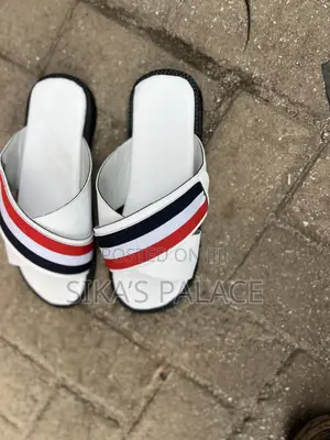 American White Design Slippers