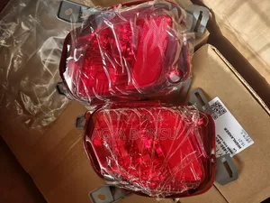 2014 15 17 2019 Toyota Highlander Bumper Reflector